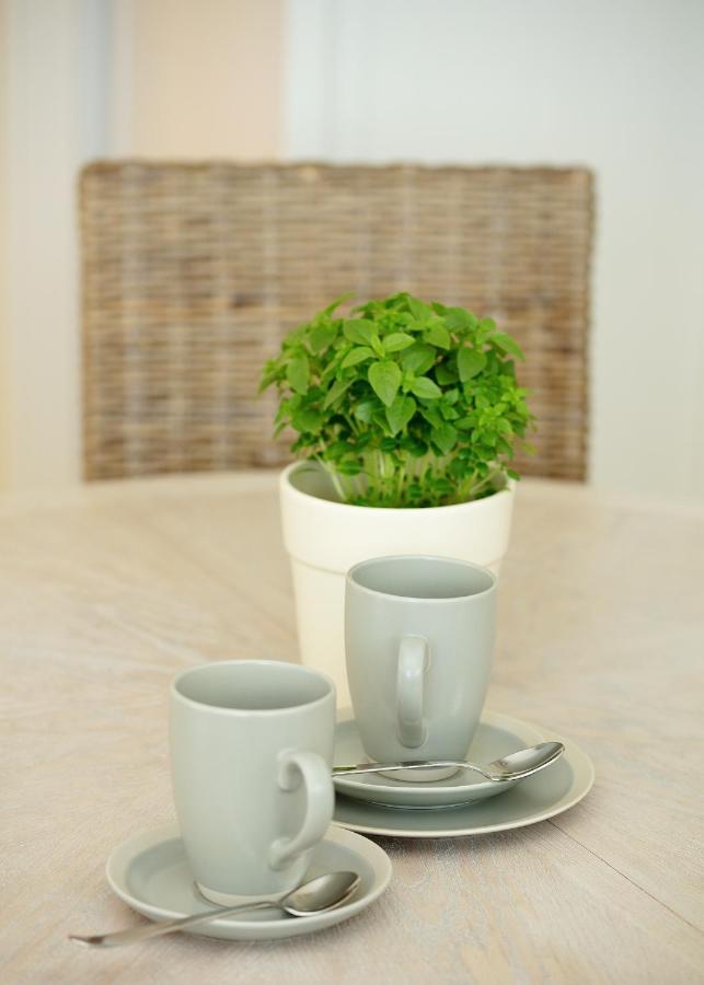 Sea View Studio Apartments By The Beach Ihasalu Exterior foto